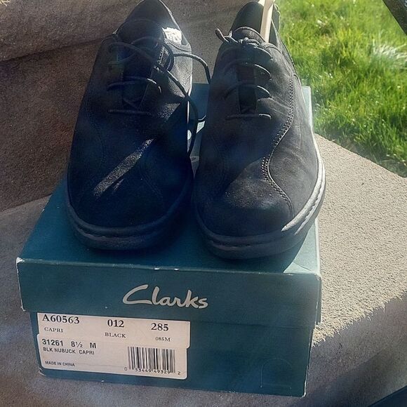 Brand new Clarks - Picture 2 of 7